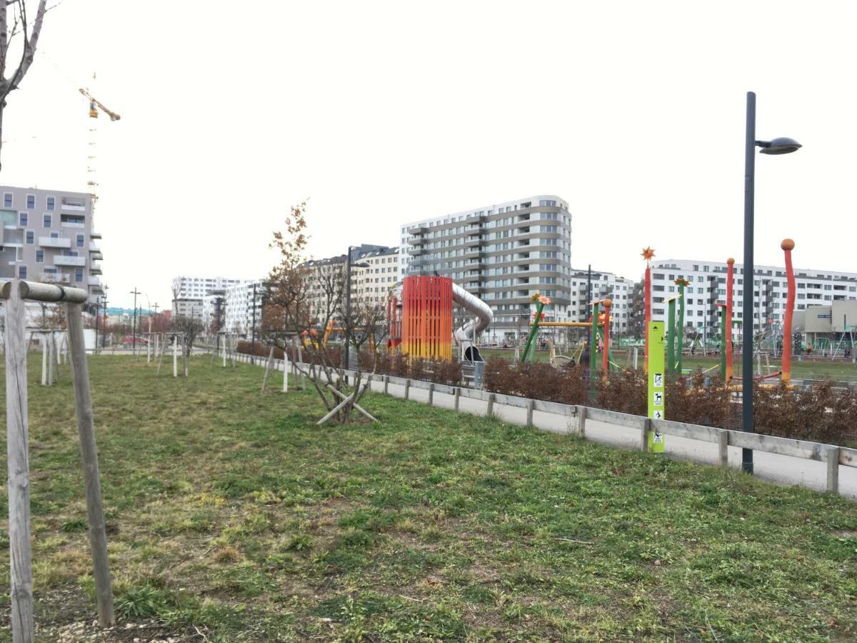 Ferienwohnung Am Hauptbahnhof Виена Екстериор снимка